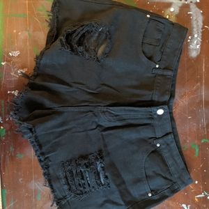 1xl black shorts
